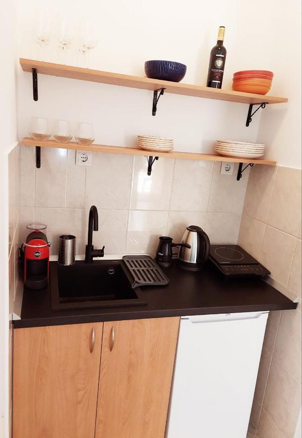 Apartmani Radovic Bijela Zewnętrze zdjęcie