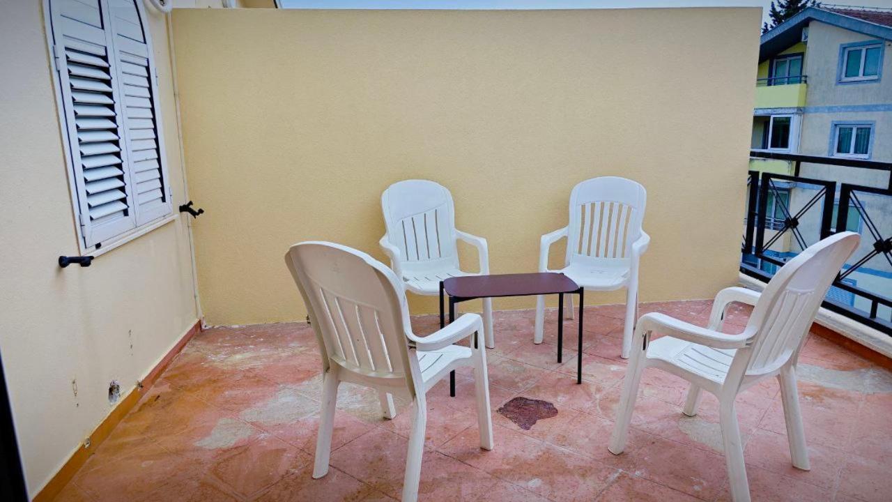 Apartmani Radovic Bijela Zewnętrze zdjęcie